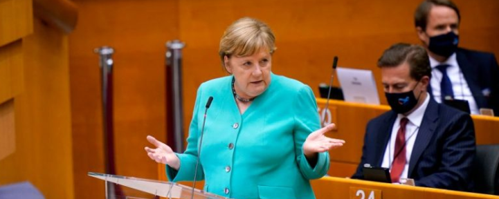 Merkel zieht mit der SPD bei der Diskreditierung der Polizei an einem Strang